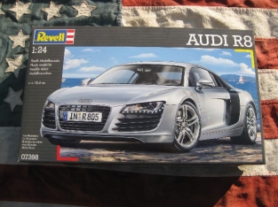 Revell 07398  AUDI R8